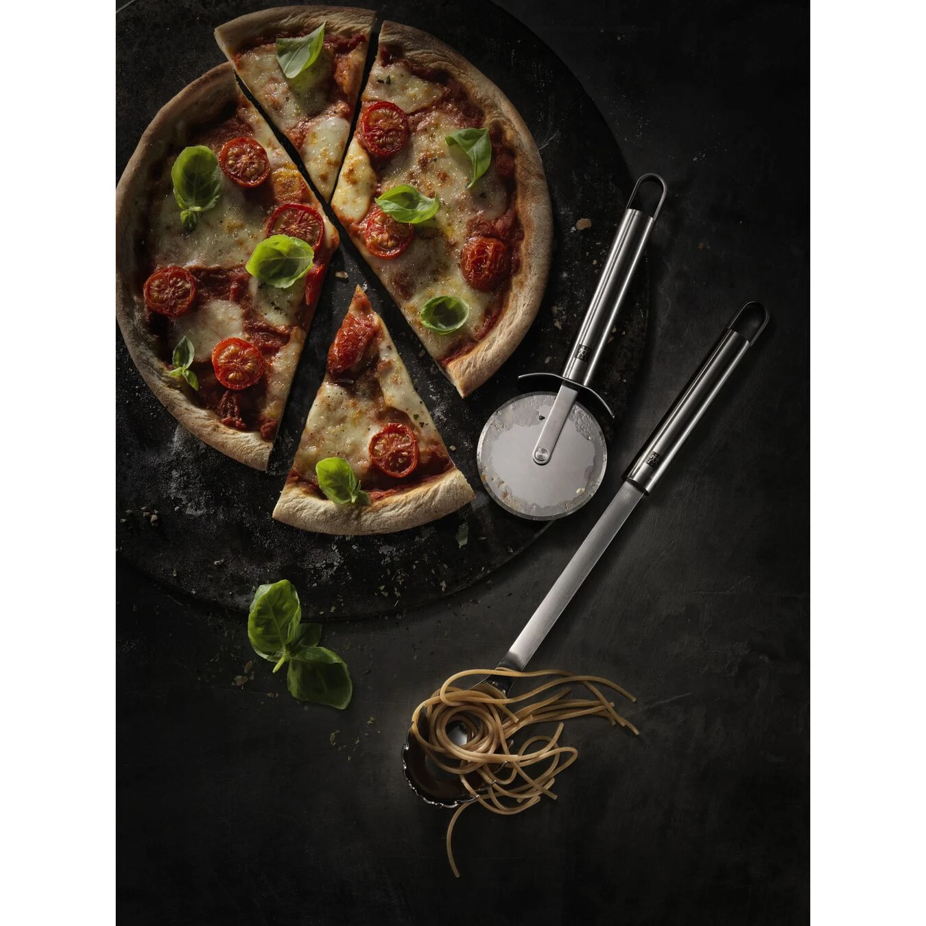 Zwilling Pizzaschneider, 20 Cm, 18/10 Edelstahl 5 Zwilling Pizzaschneider, 20 Cm, 18/10 Edelstahl – Bild 3